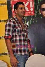 Yuvraj Singh at OK magazine meet in Oxford, Mumbai on 13th May 2011 (51).JPG